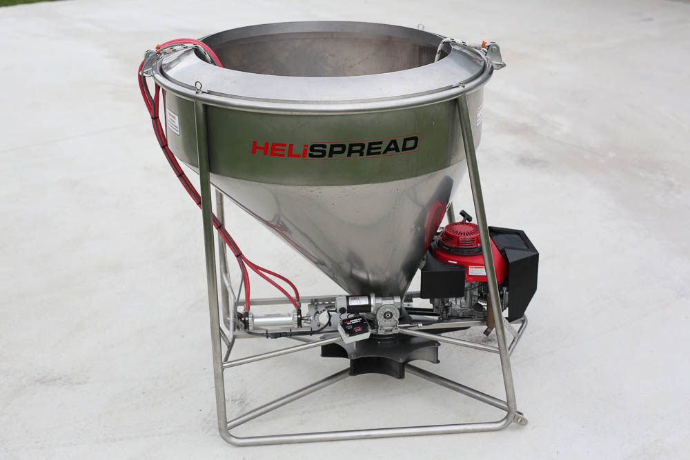 Helispread helicopter spreading equipment in operation — image 4